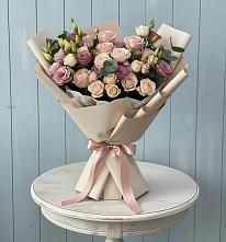 Букет цветов из:  Розы и Лизиантусы в Дмитриевке