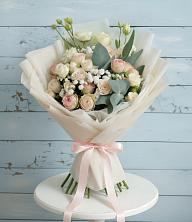 Букет цветов из:  Розы и Лизиантусы в Дмитриевке