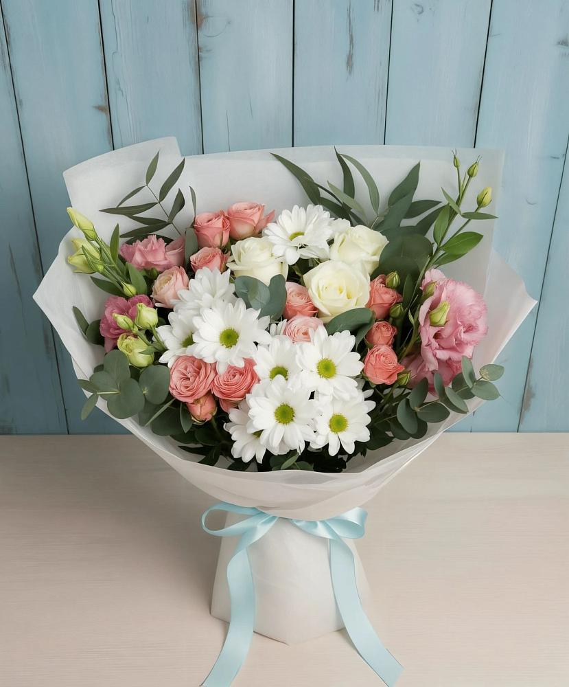 Букет цветов из: Розы, Лизиантусы и Хризантемы в Дмитриевке
