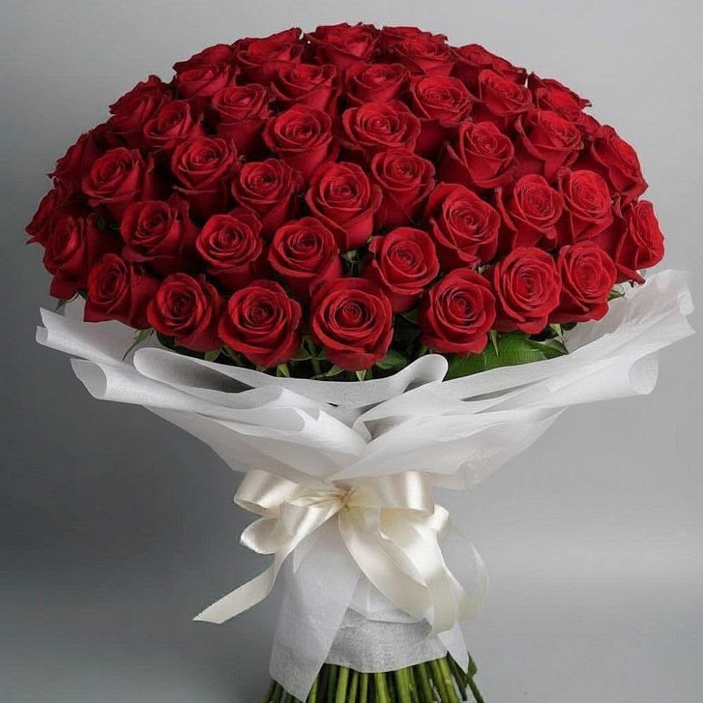 Букет 101 Красная роза Блэк Мэджик в Дмитриевке