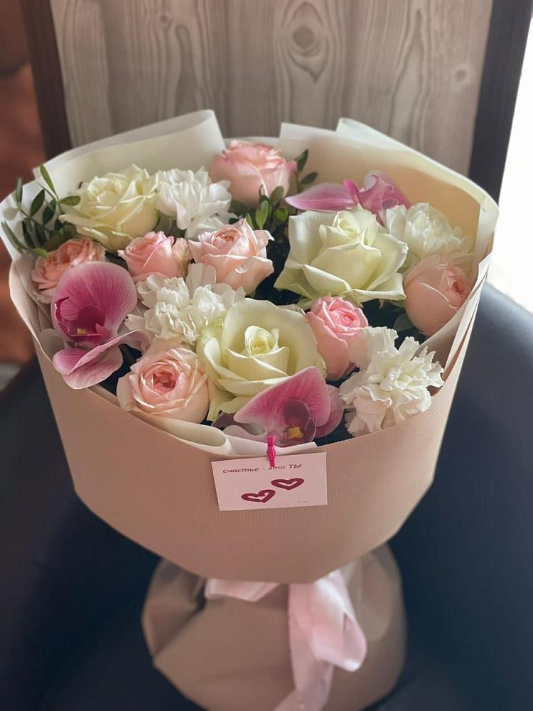 Букет цветов из: Орхидеи, Розы и Гвоздики в Дмитриевке