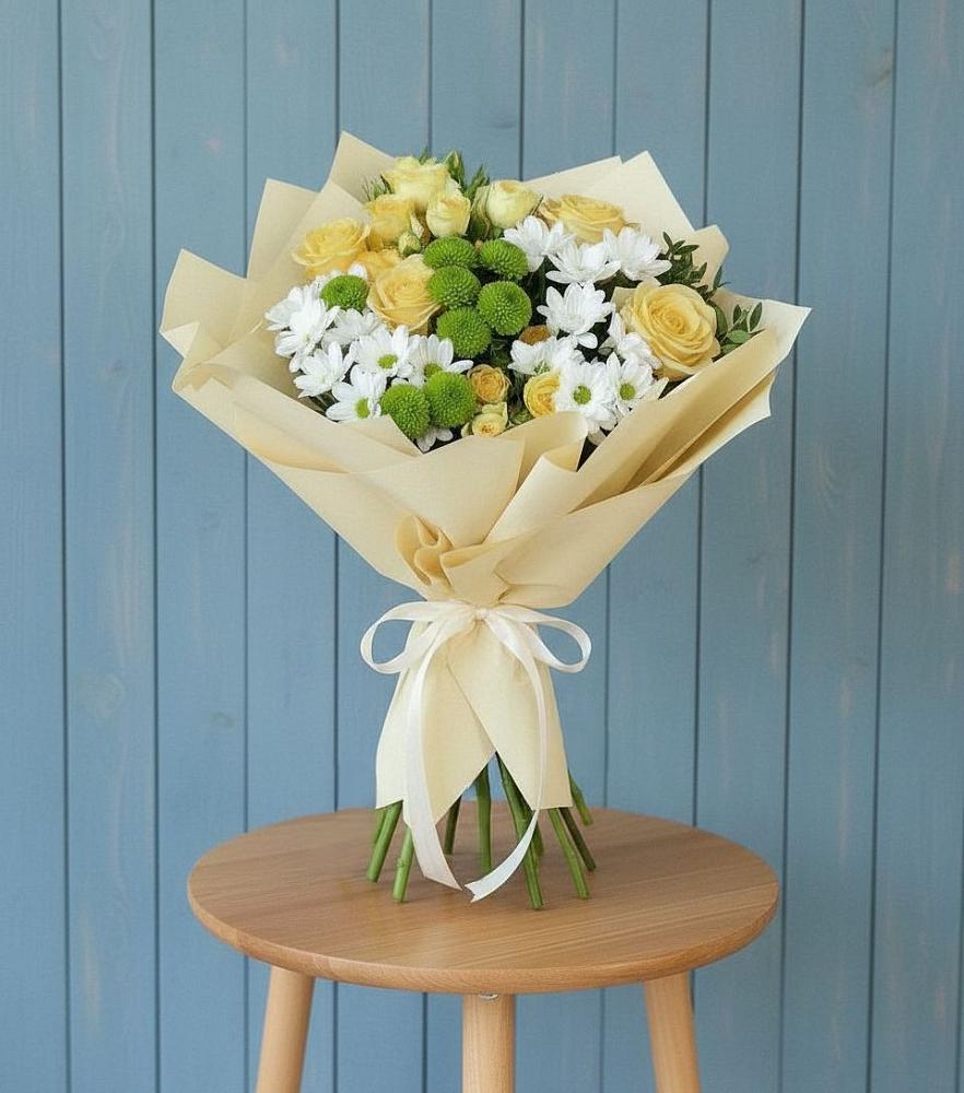 Букет цветов из: Хризантемы и Розы в Дмитриевке