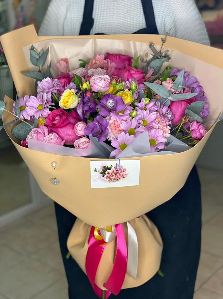 Букет цветов из: Хризантемы, Гвоздики и Альстромерии в Дмитриевке