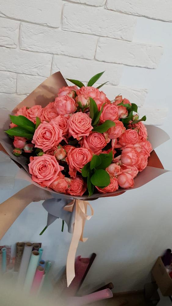 Букет цветов из: Розы в Дмитриевке