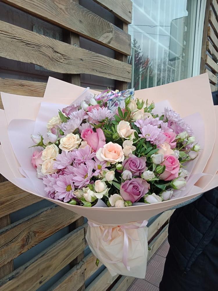 Букет цветов из: Розы и Хризантемы в Дмитриевке