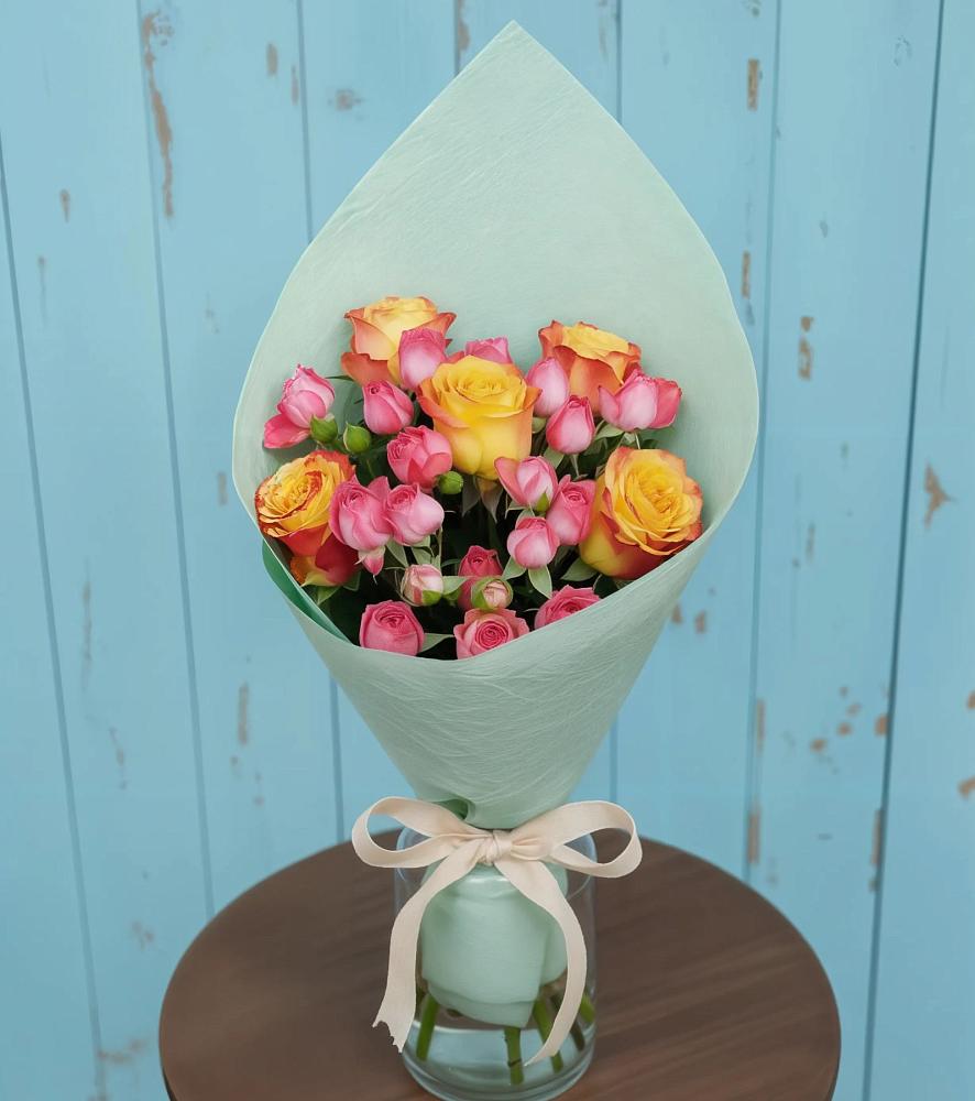 Букет цветов из: Розы в Дмитриевке