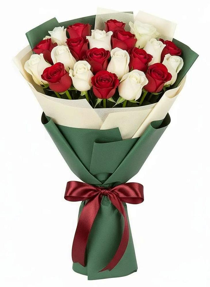 Букет Микс из красных и белых роз в Дмитриевке