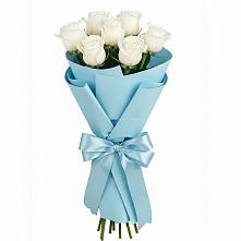 Букет 7 белых роз Проуд в Дмитриевке