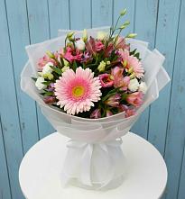 Букет цветов из:  Герберы, Альстромерии и Лизиантусы в Дмитриевке
