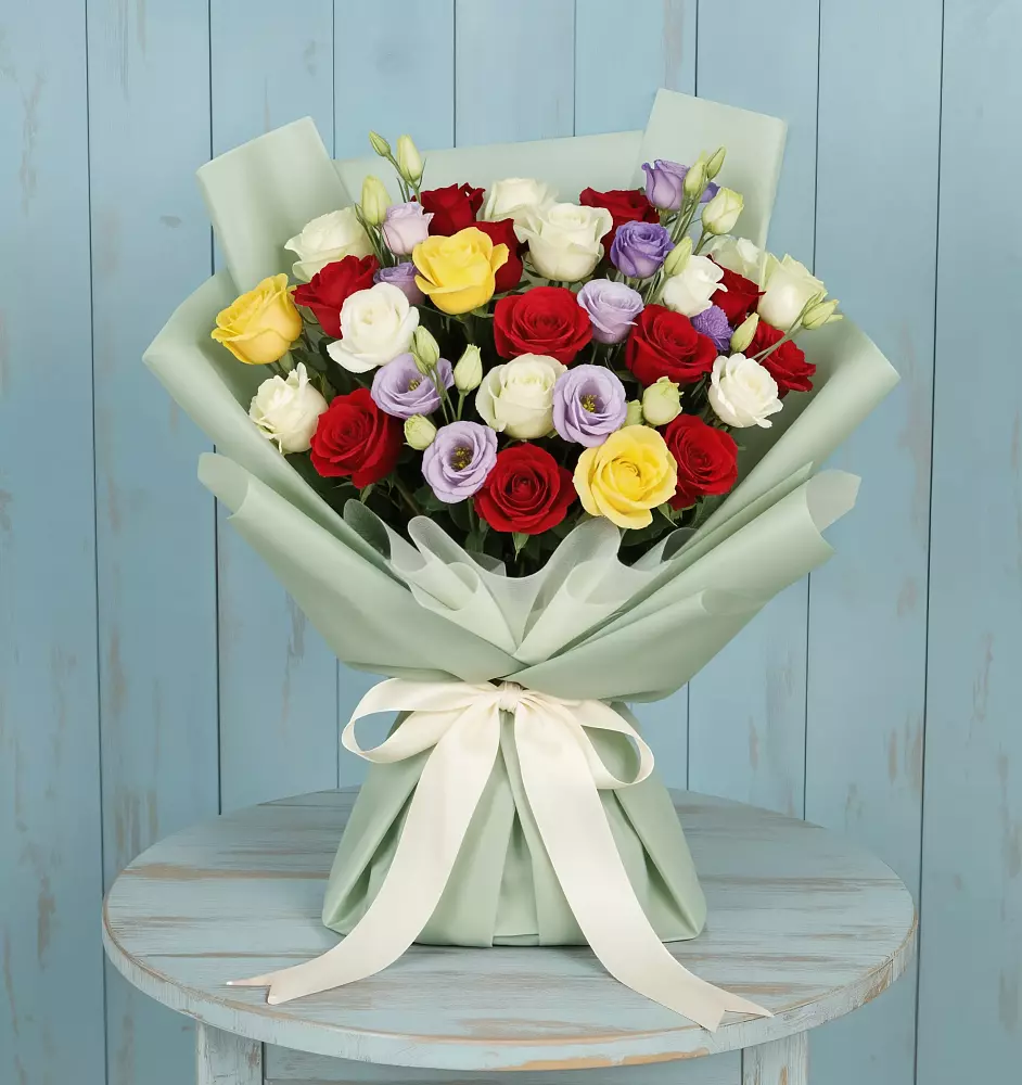 Букет цветов из: Розы в Дмитриевке