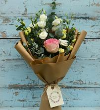 Букет цветов из:  Розы и Лизиантусы #REPLACE_PRED# Дмитриевке