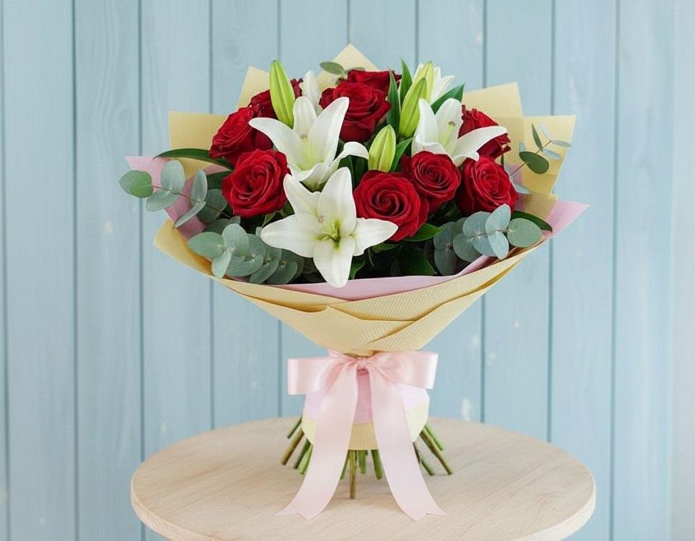 Букет цветов из: Лилии и Розы в Дмитриевке